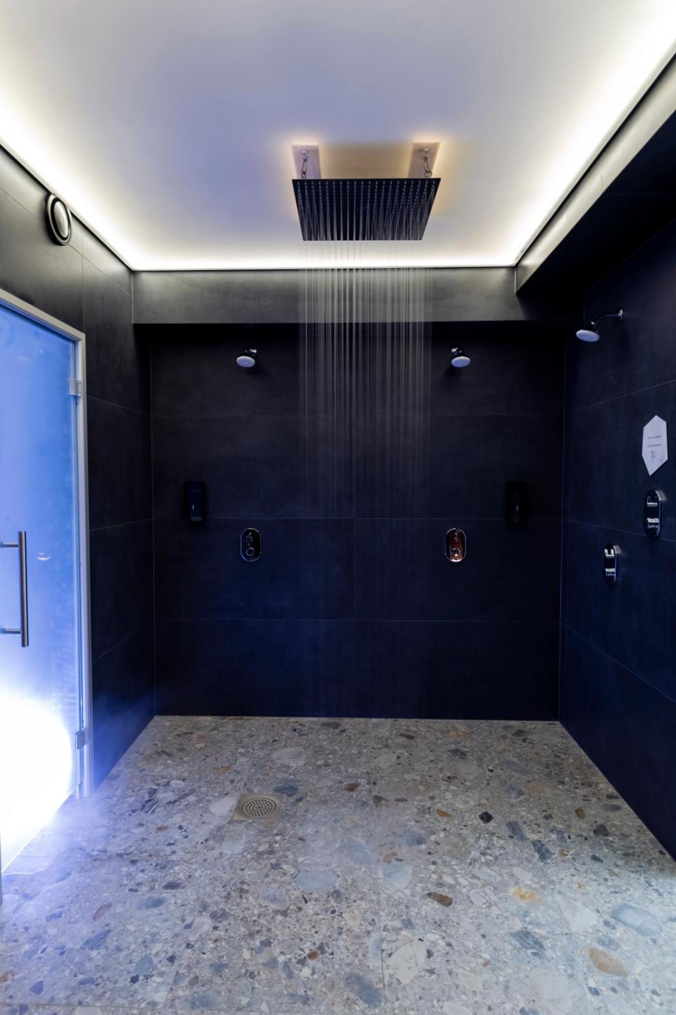 Hotel U11 &